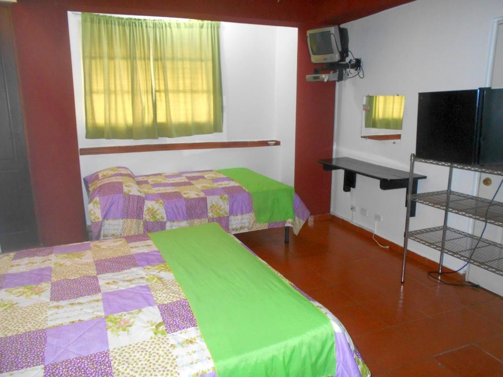 Hostal Condo-Parque Santo Domingo Exterior foto